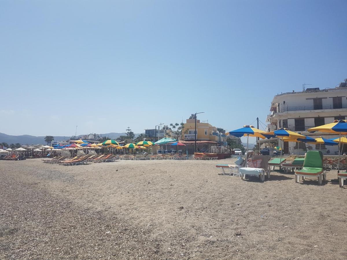 Bright & Comfy Apartments Near The Beach Cos Exterior foto